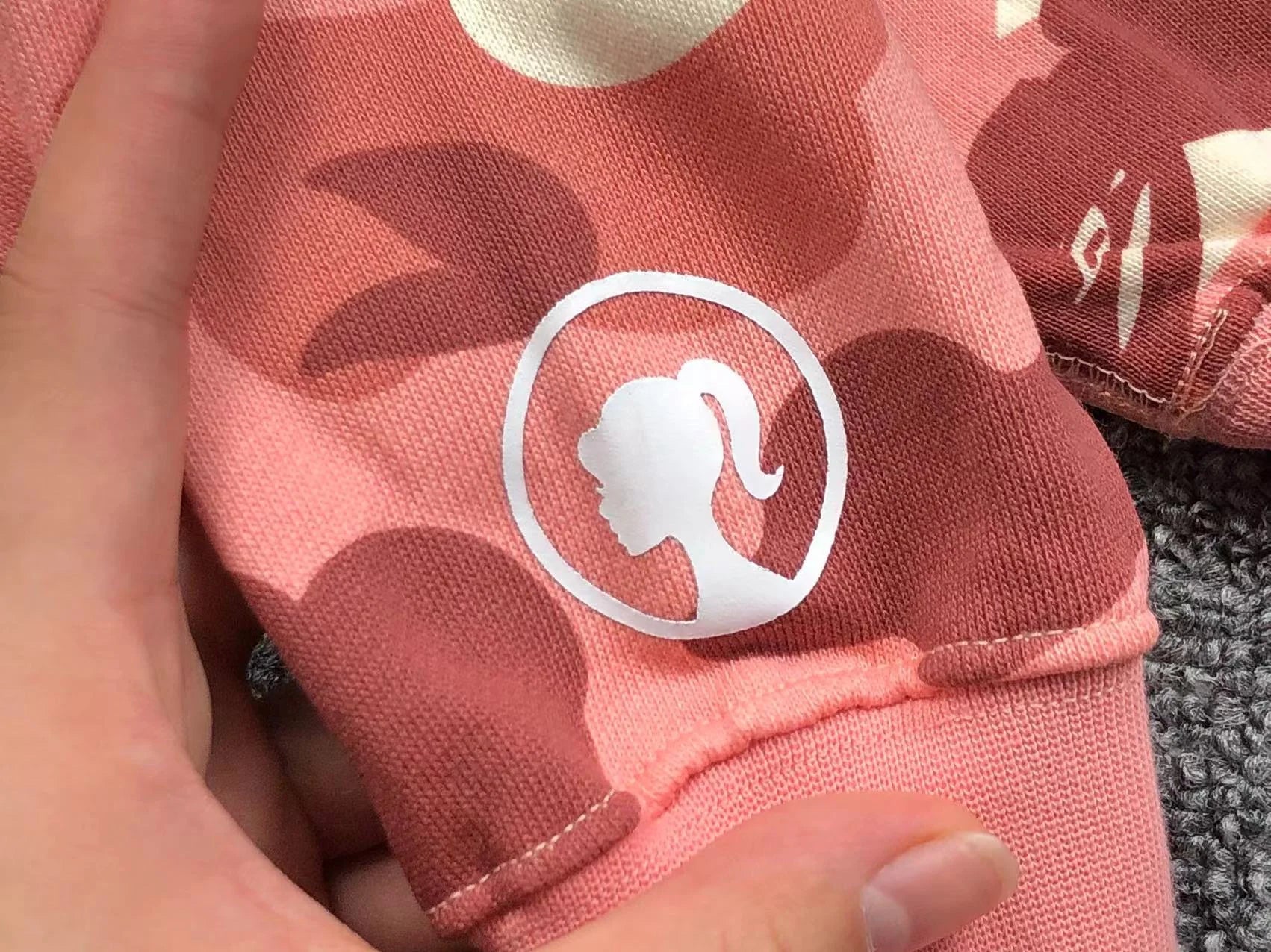BAPE X BARBIE DOT CAMO SHARK FULL ZIP HOODIE PINK - netstar®