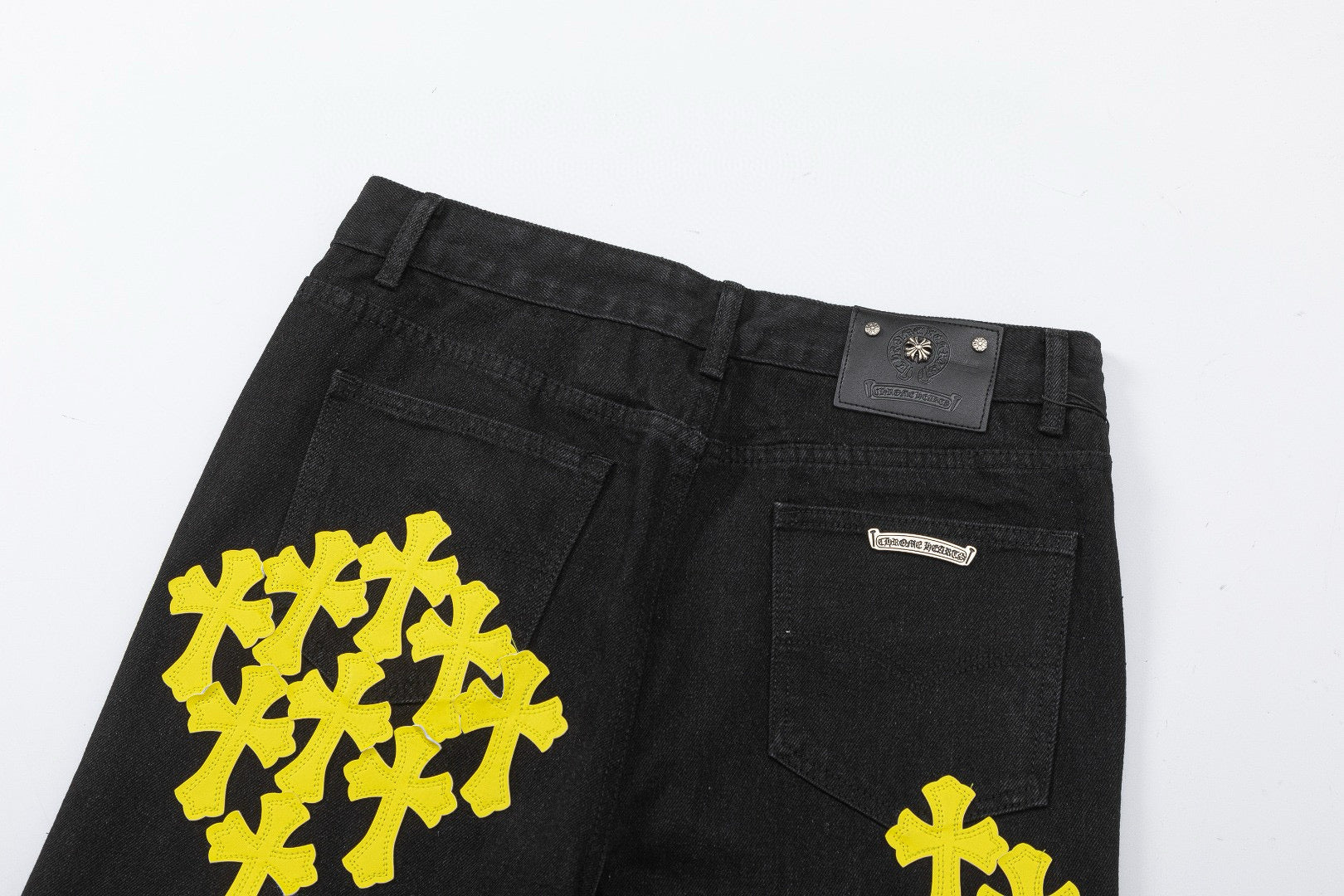 CHROME HEARTS YELLOW CROSS PATCH JEANS BLACK - netstar®
