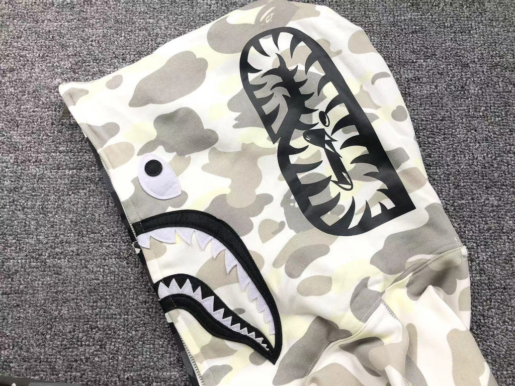 BAPE CITY CAMO HALF SHARK FULL ZIP HOODIE WHITE/BLACK - netstar®