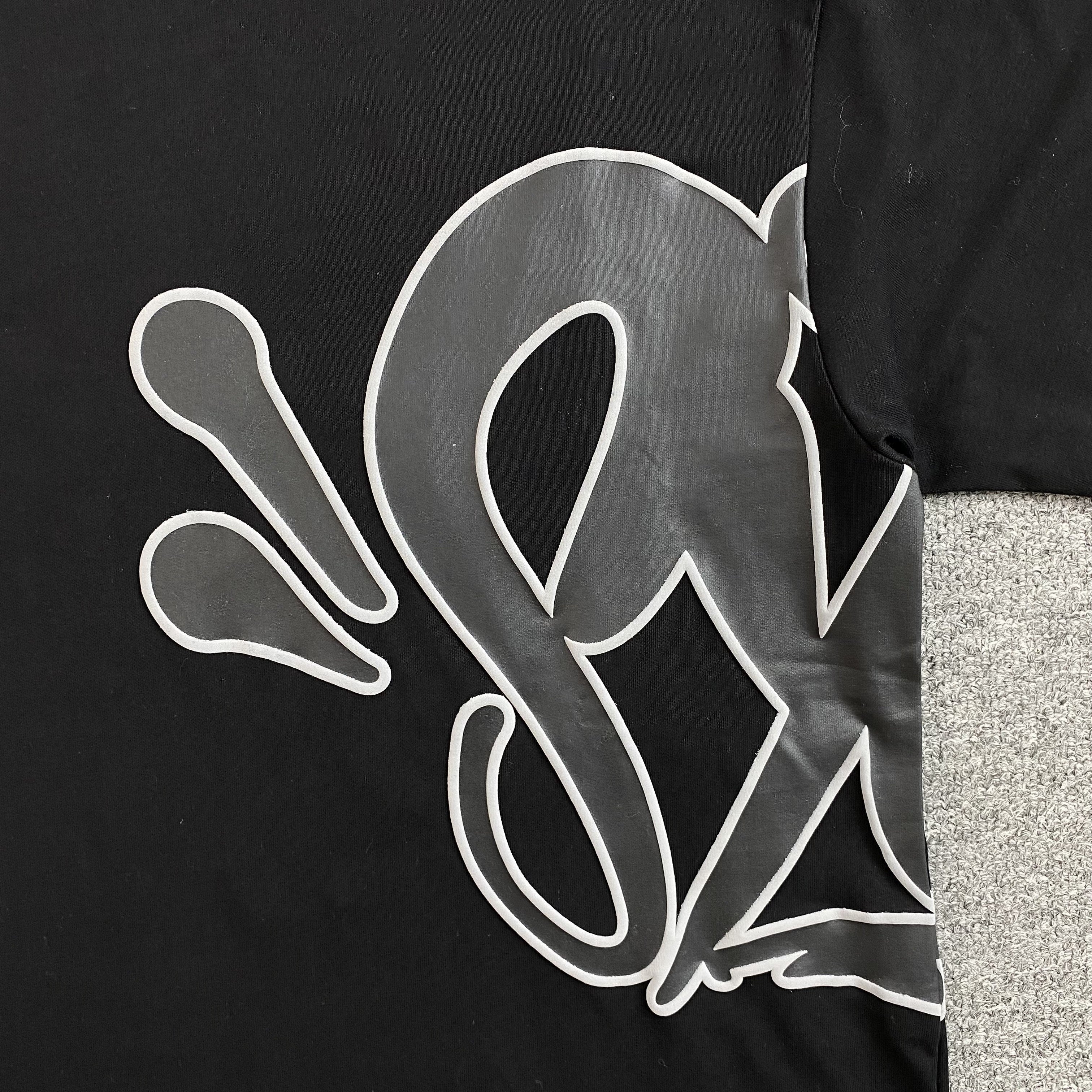 SYNA WORLD T-SHIRT BLACK - netstar®