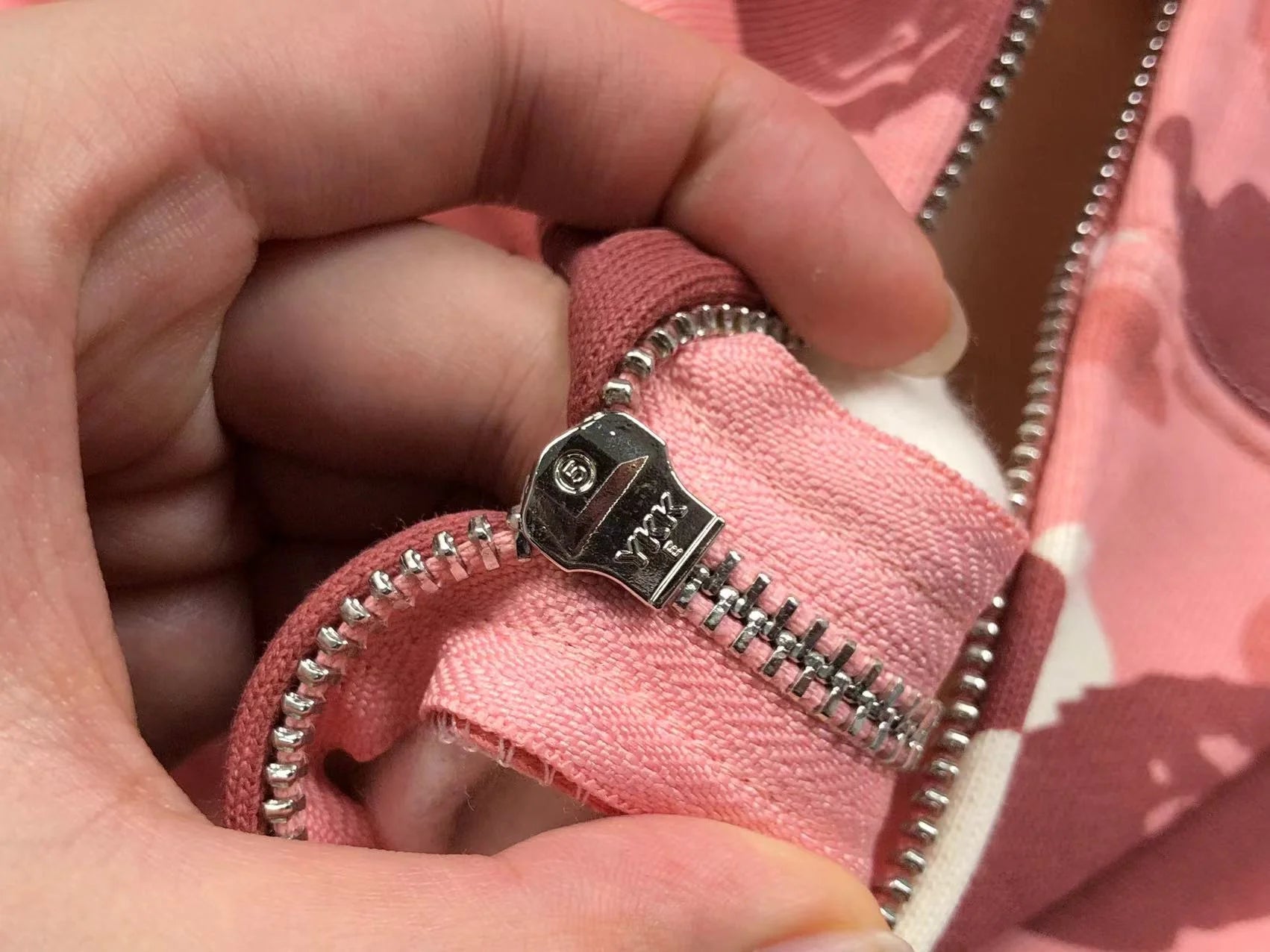 BAPE X BARBIE DOT CAMO SHARK FULL ZIP HOODIE PINK - netstar®