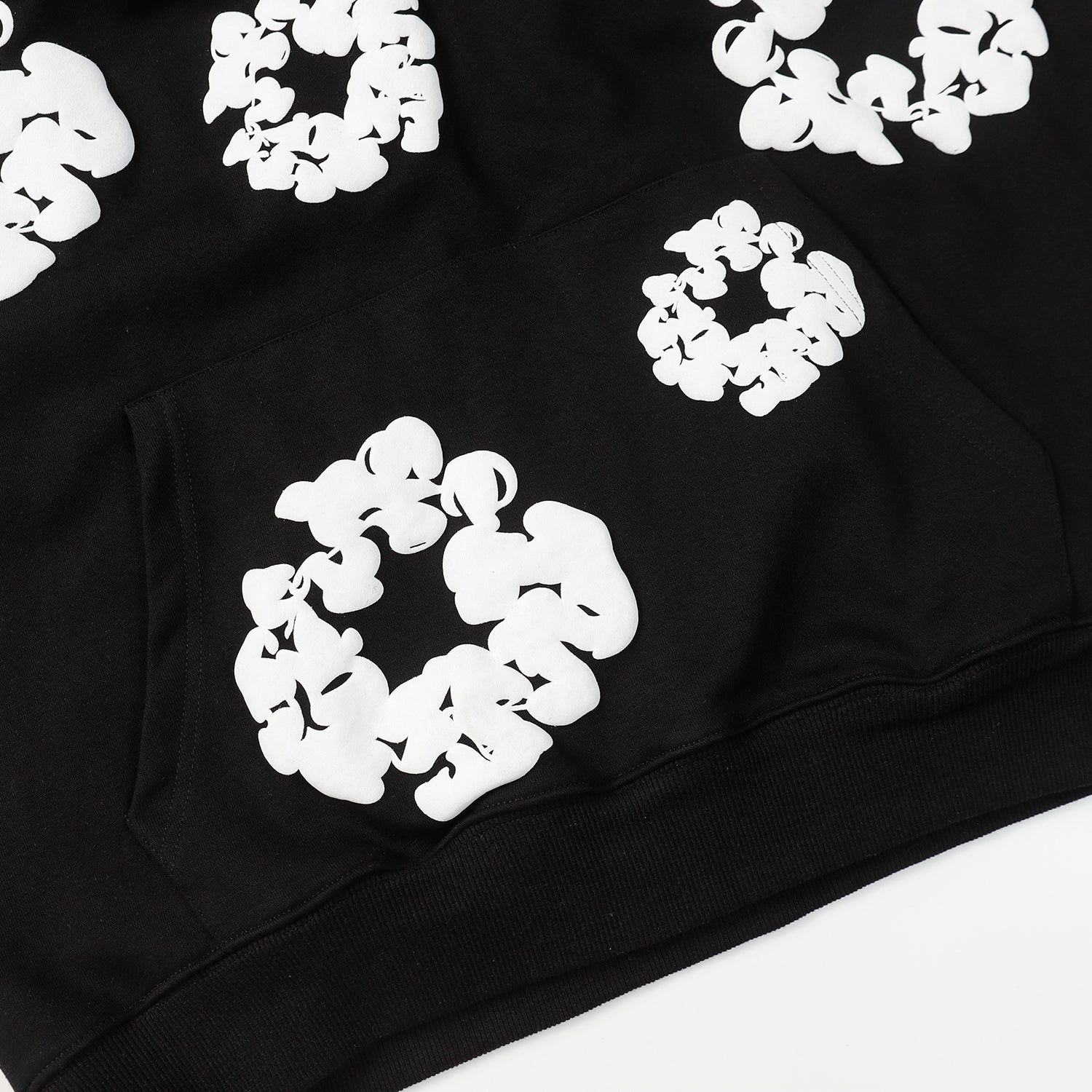 DENIM TEARS COTTON WREATH HOODIE BLACK - netstar®
