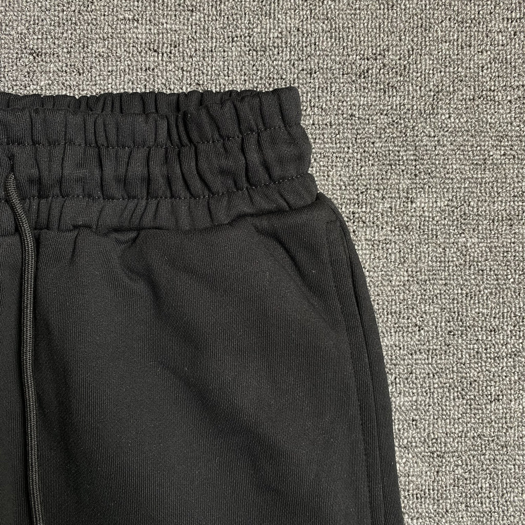 DENIM TEARS COTTON WREATH SWEATPANTS BLACK - netstar®