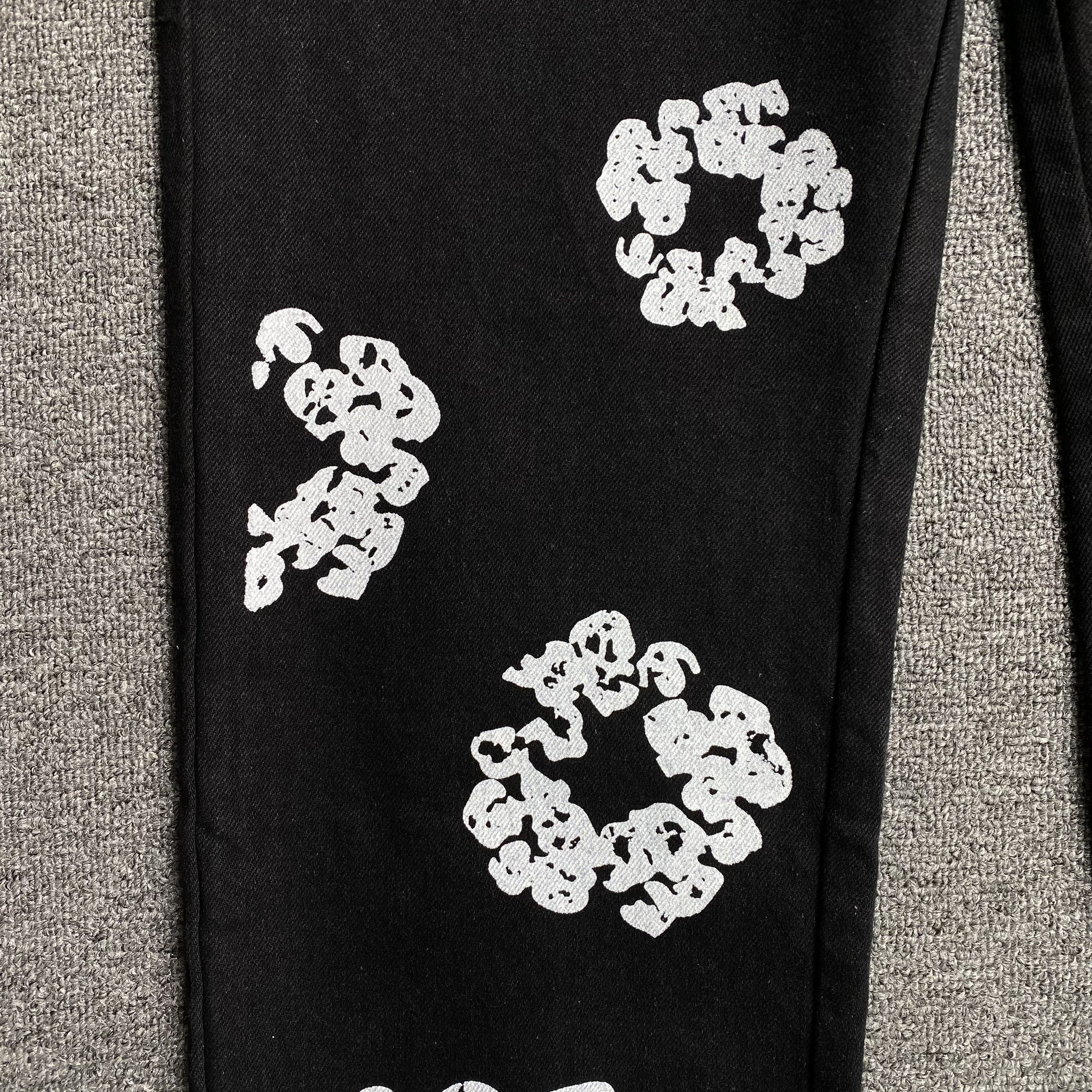 DENIM TEARS x LEVI'S COTTON WREATH JEANS BLACK - netstar®