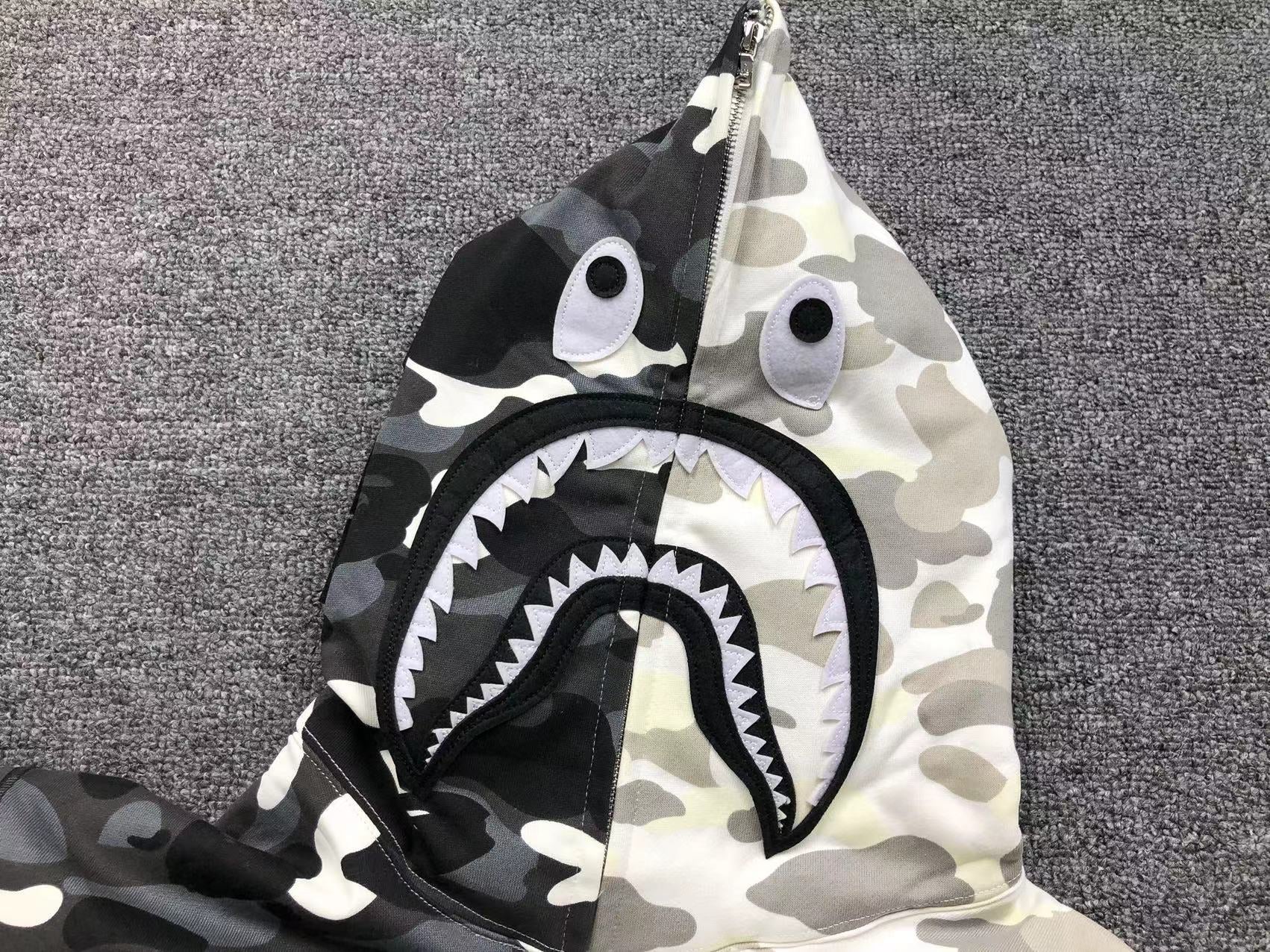 BAPE CITY CAMO HALF SHARK FULL ZIP HOODIE WHITE/BLACK - netstar®