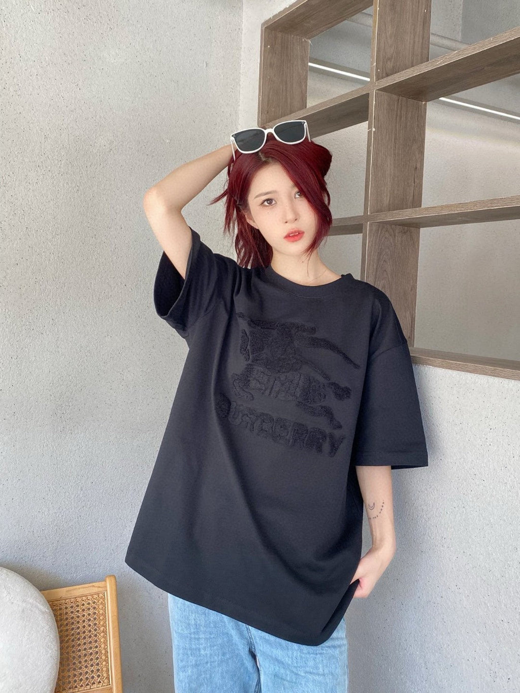 Burberry T-Shirt - Embroidered Knight Logo