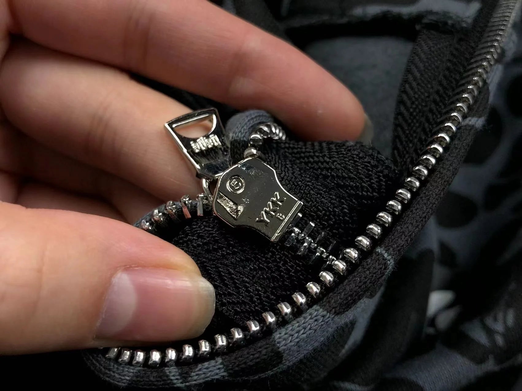 BAPE X DOVER STREET MARKET SPECIAL CAMO SHARK FULL ZIP HOODIE BLACK - netstar®