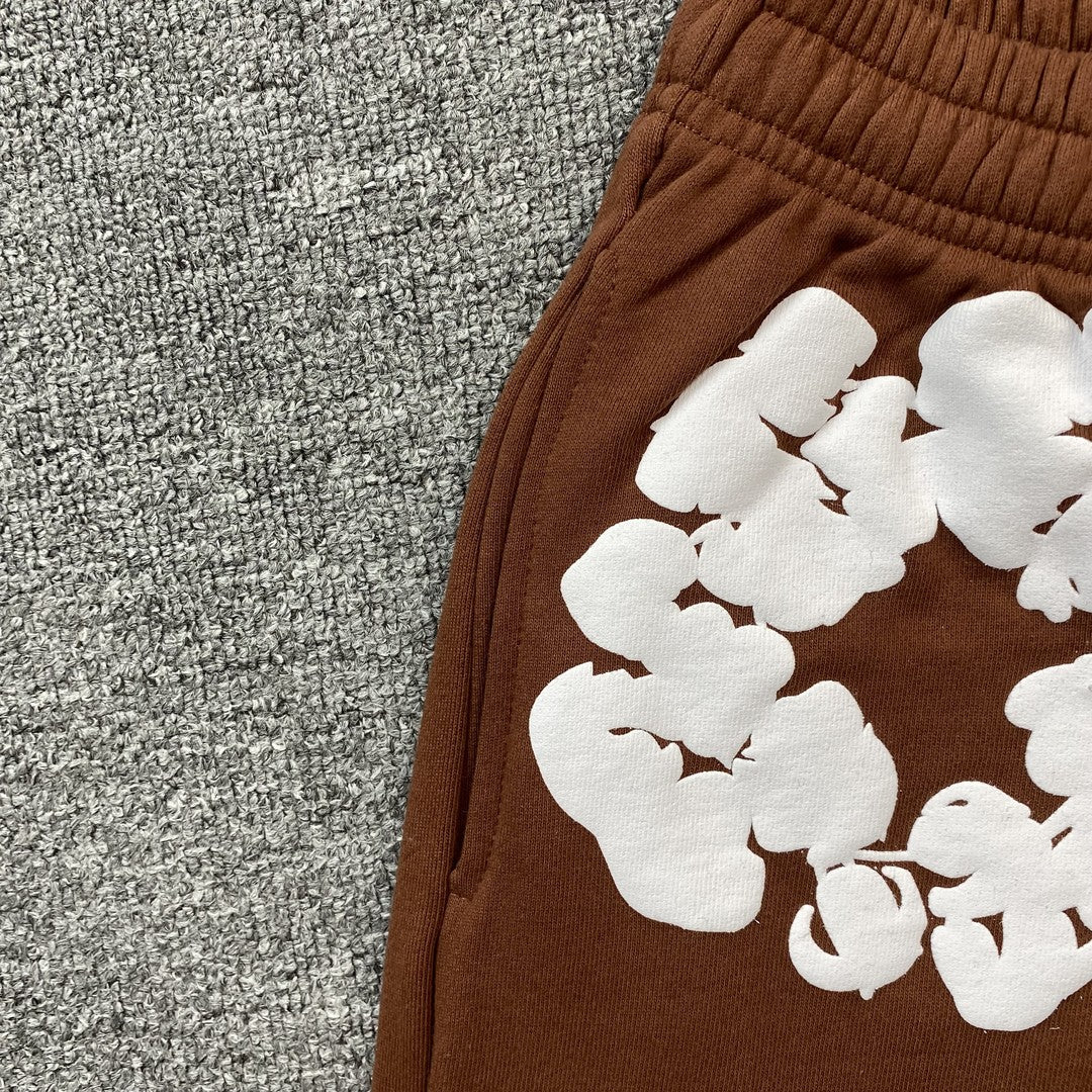 DENIM TEARS COTTON WREATH SHORTS BROWN - netstar