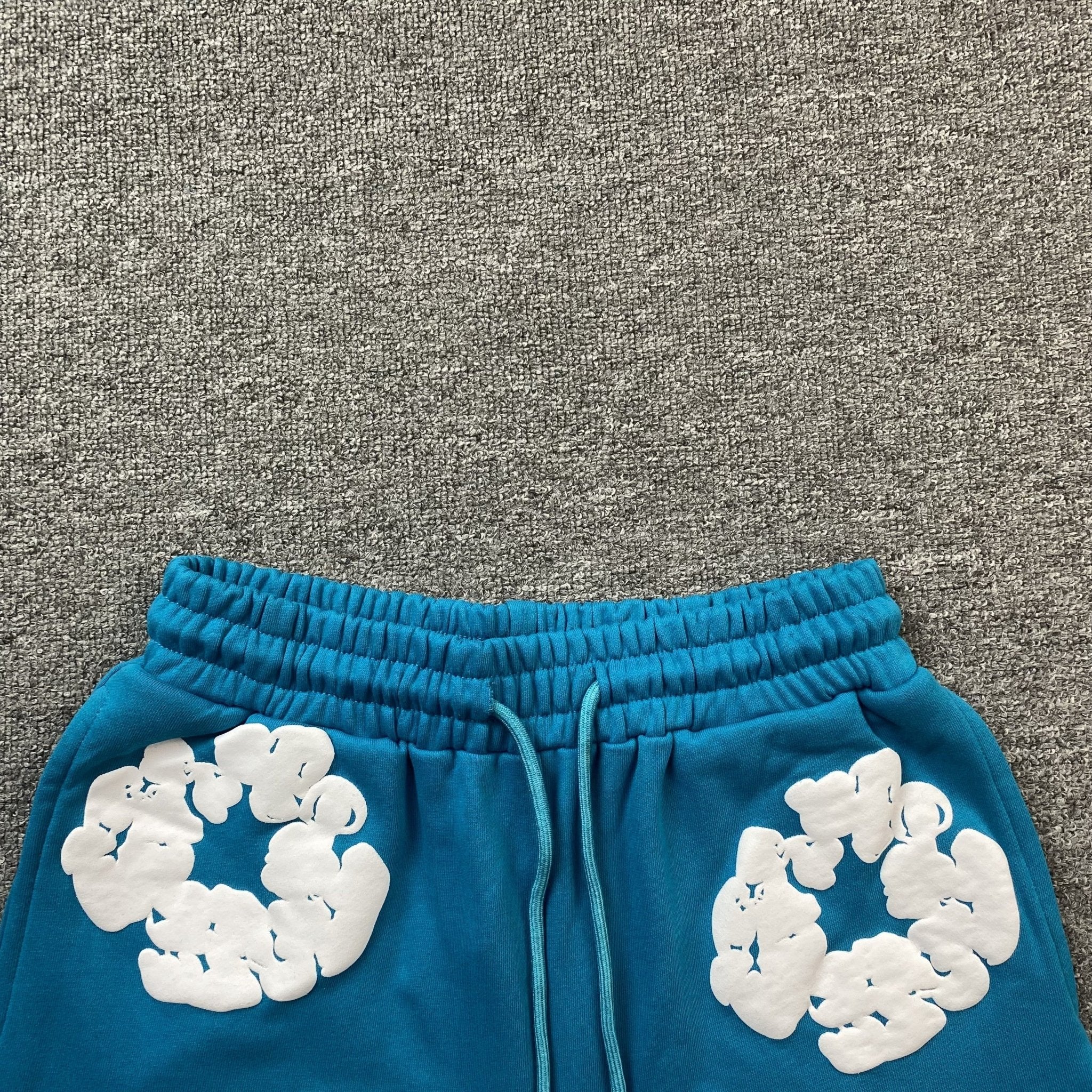 DENIM TEARS COTTON WREATH SHORTS CERULEAN - netstar