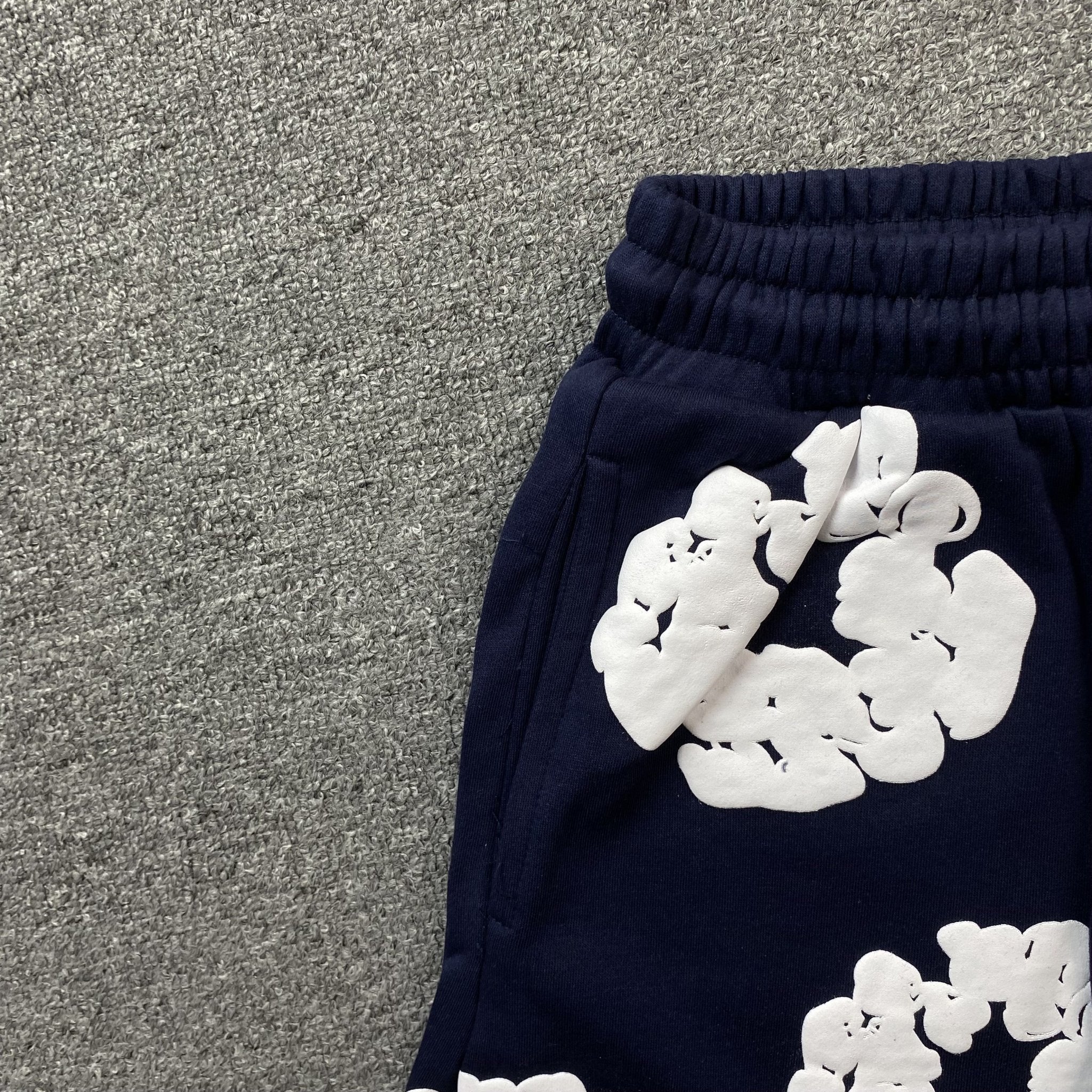 DENIM TEARS COTTON WREATH SHORTS NAVY - netstar