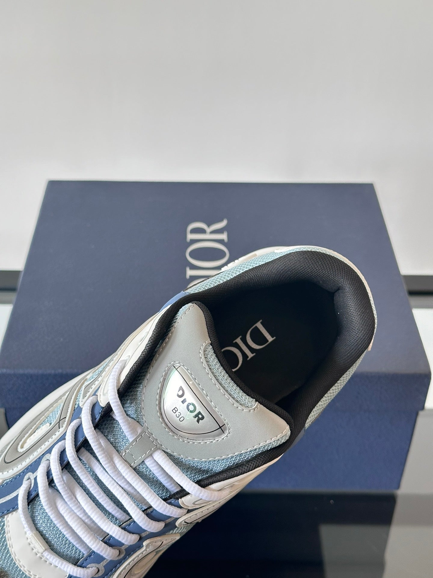 DIOR B30 BLUE WHITE - netstar