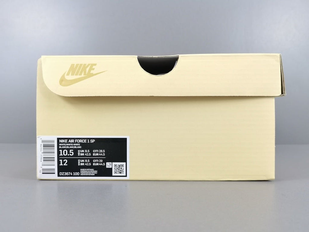 NIKE AIR FORCE 1 x BILLIE EILISH TRIPLE WHITE - netstar